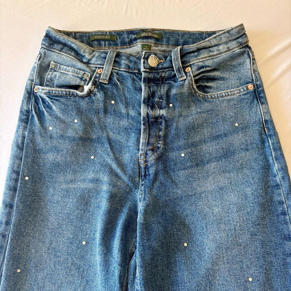 Wild Fable Super High-Rise Straight Leg Rhinestone Jeans, Women's Size 4